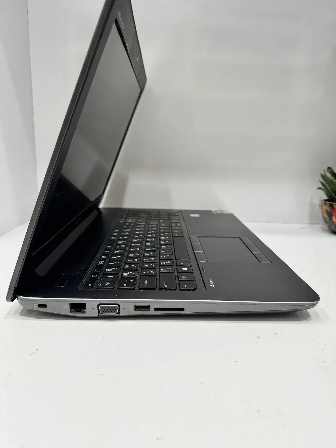 لپتاپ استوک HP ZBook G4 | Core i7-7700HQ | 16GB RAM | 512GB NVMe | Quadro M2200 - Image 5