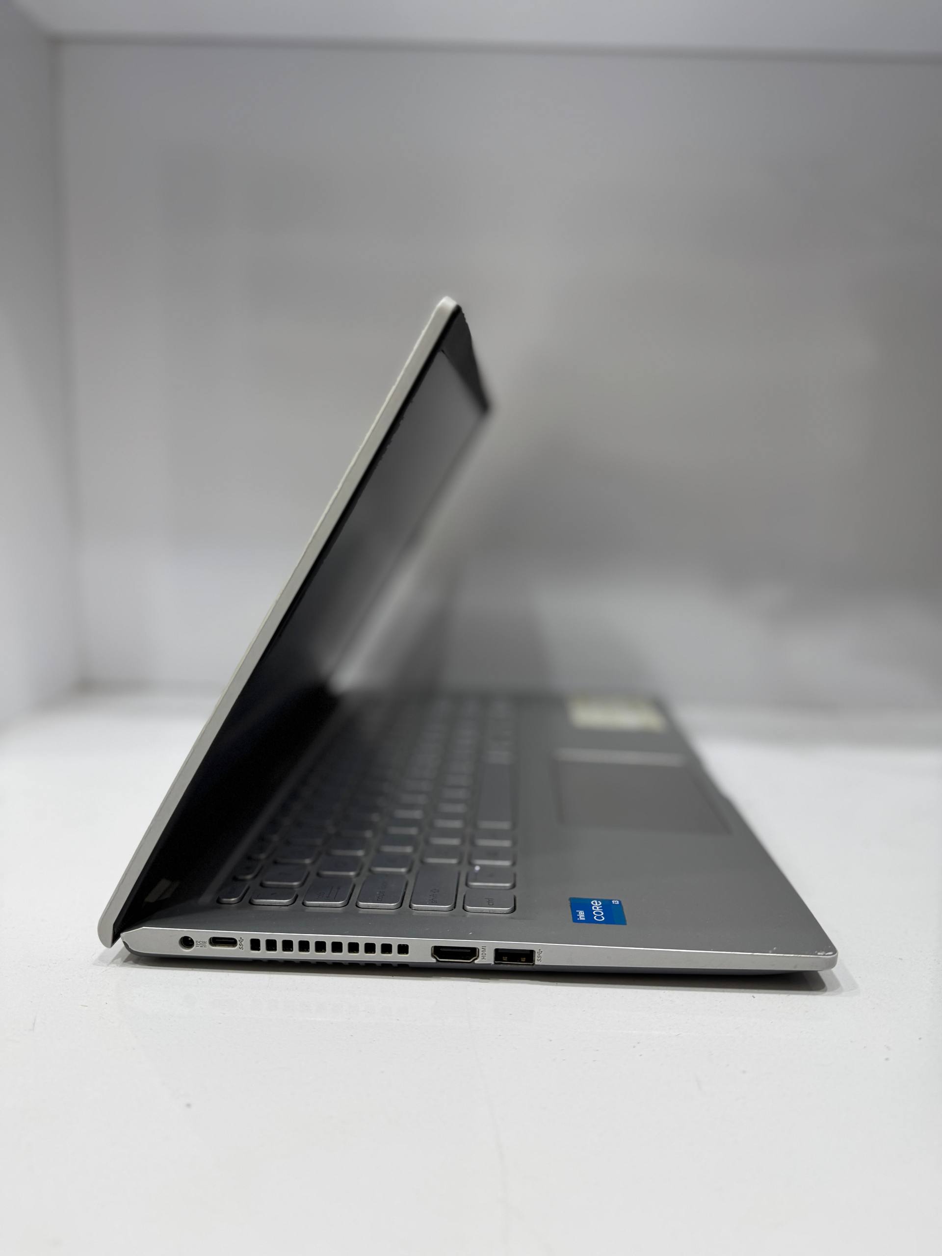 لپتاپ ASUS X515 - Image 2